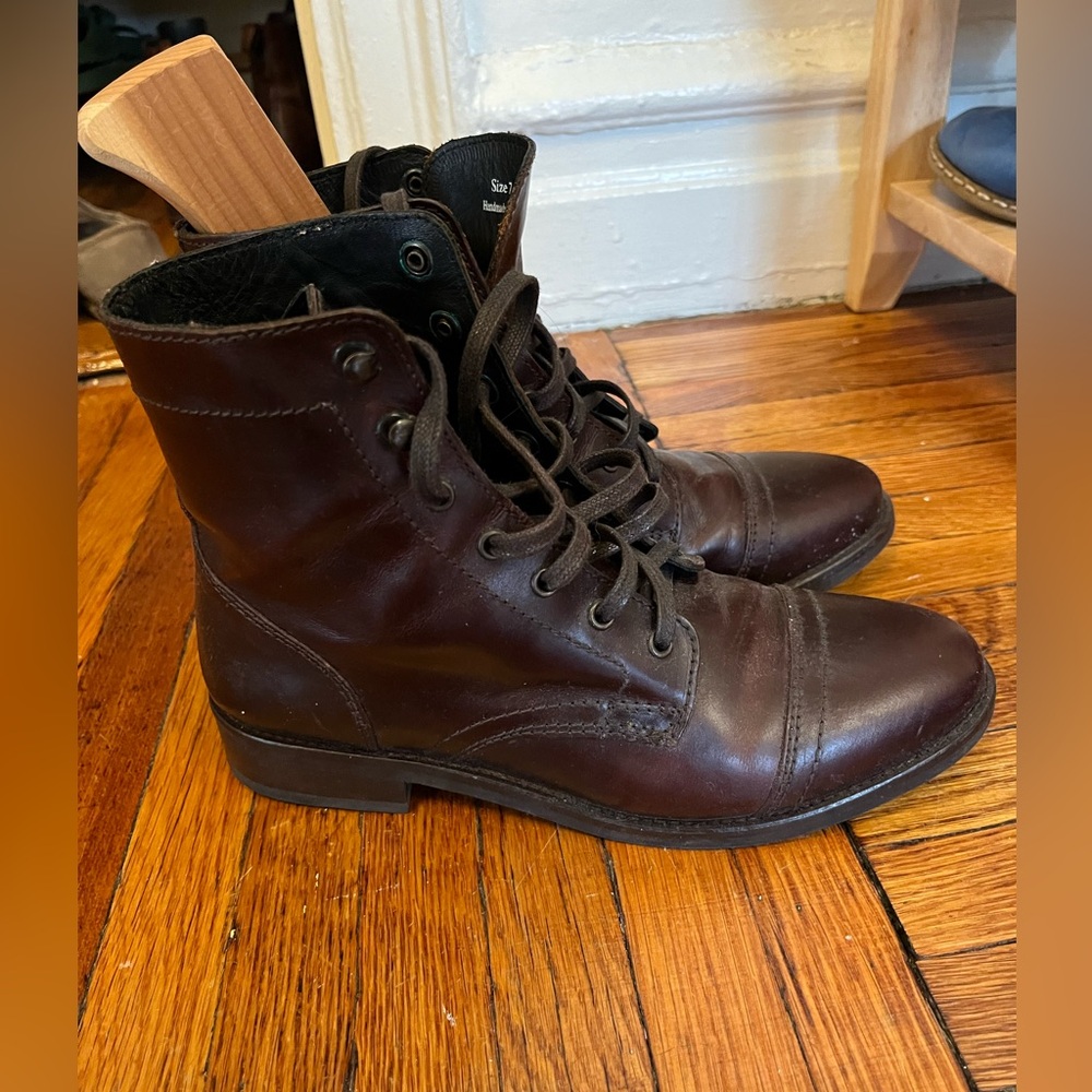 Thursday Boots Captain in Black Coffee W 7.5
